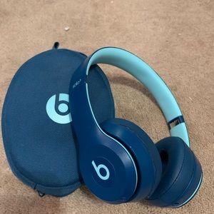 Beats solo3 headphones